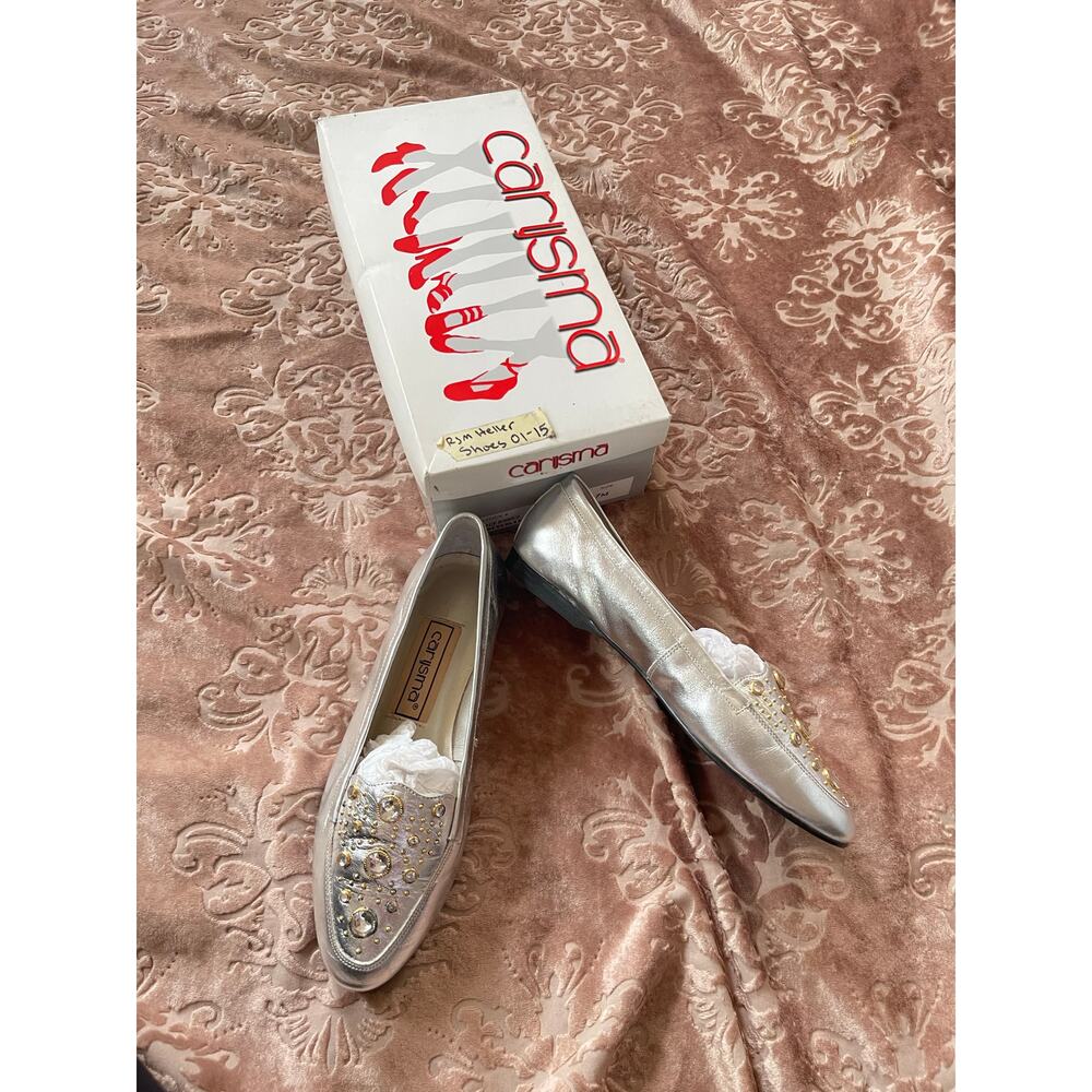 NWT‎ Vintage Leather Metallic Silver Studs Jewels Loafers  Ballet Flat Size 7